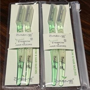 The Crème Shop Natural Eyebrow & Hair Razors - Light Green (2 Pack)